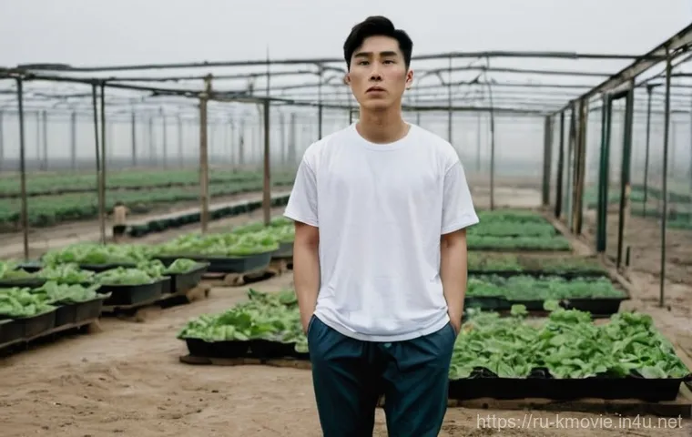 영화  버닝  줄거리와 엔딩 해석 - Image Prompt 1: The Burdened Observer**